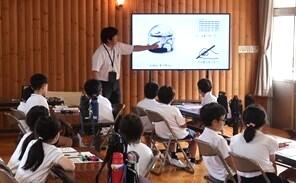 出前授業　「プログラムを書かないプログラミング」（令和7年10月2日（木）　於　俵口小学校）