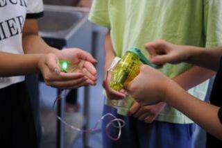 大津市立和邇小学校「学校夢づくりプロジェクト」に協力しました