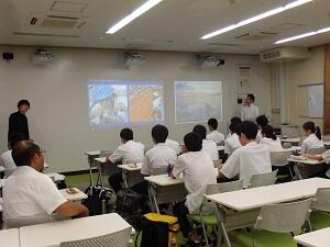 kouenkai080602.jpg