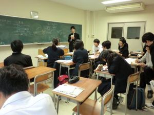 勉強会の風景2.jpgのサムネイル画像