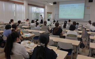 女子中学生対象「奈良高専研究室訪問ツアー」を実施しました！