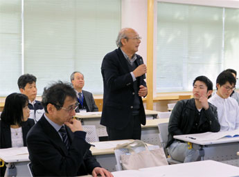 報告会2018_002_西口同窓会会長の挨拶